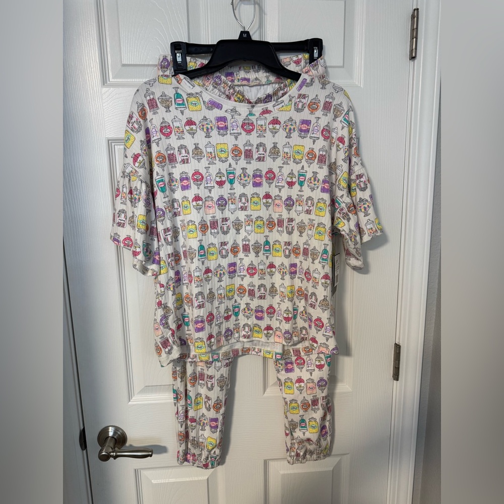 Cuddle Duds Candy Pajamas Set size medium